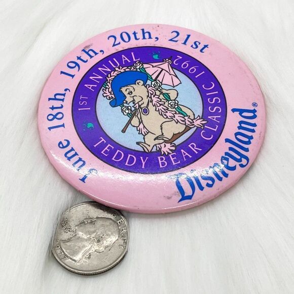 🔮 5/$25 Vintage Disney Disneyland 1st Annual‎ Teddy Bear Classic 1992 Pin - Picture 2 of 2